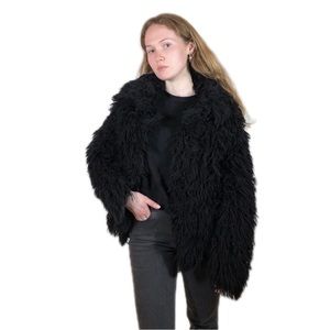 Black shag coat!